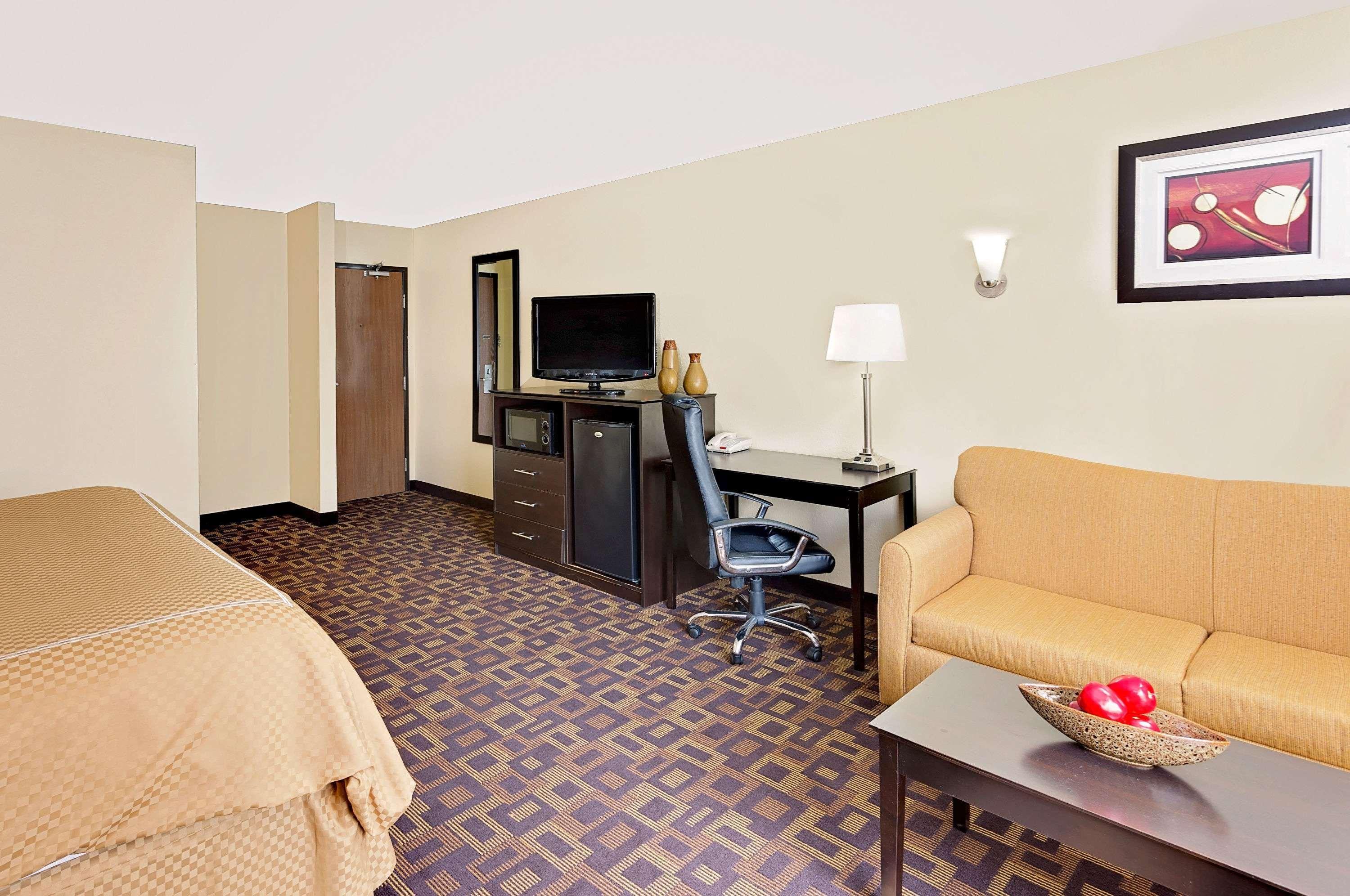 Hotel Super 8 By Wyndham Decorah Exterior foto